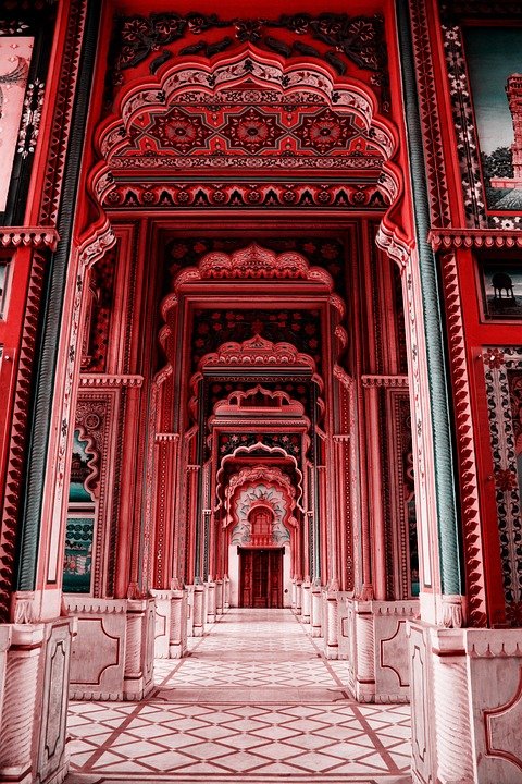 Where to Stay in Jaipur: Top Hotels for Every Budget