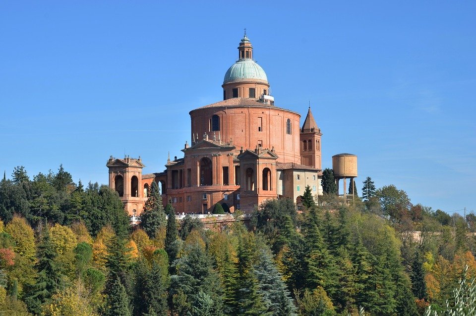 Best Time to Visit Bologna: When to Enjoy the City’s Charm