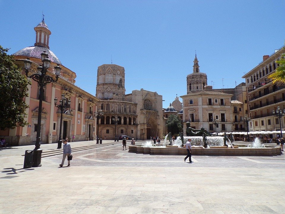 Best Things to Do in Valencia: Top Attractions and Activities